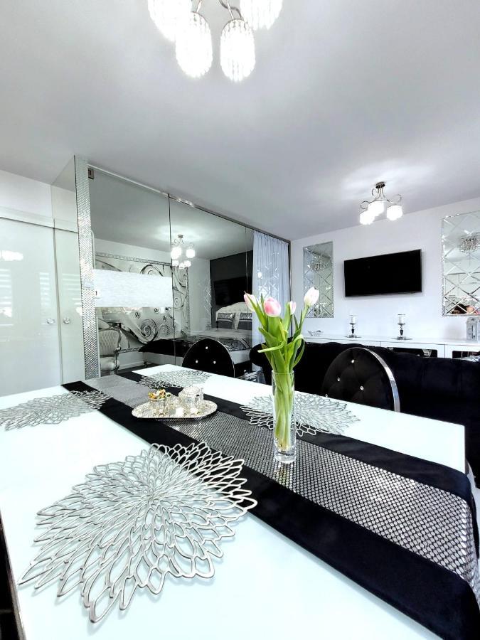 Apartament Glamour Gniezno Exteriör bild